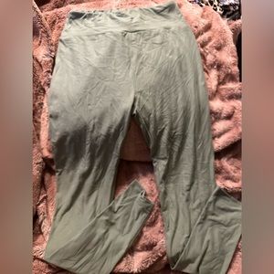LuLaRoe OS leggings
